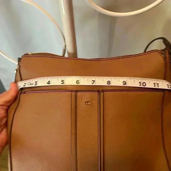 Liz Claiborne Crossbody Handbag - Picture 7 of 8